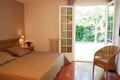 Les Jardins De Cassis - Parking Gratuit & Piscine Chauffee Hotel