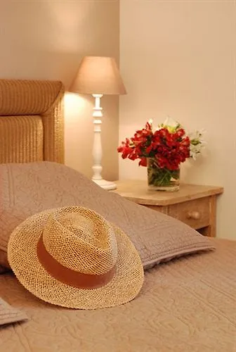 Les Jardins De Cassis - Parking Gratuit & Piscine Chauffee Hotel 3*,